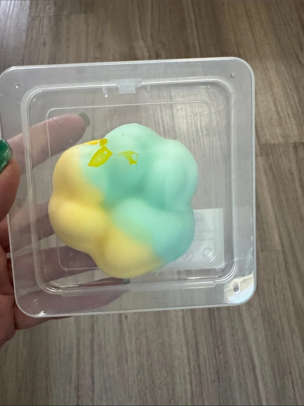 Viral Tic Tok Squish Chocolate Yellow‎ & Light Blue